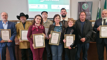 SINDIVET-PR lan&ccedil;a o Projeto Trajet&oacute;ria e celebra hist&oacute;rias que ajudam a construir a Medicina Veterin&aacute;ria | Not&iacute;cias